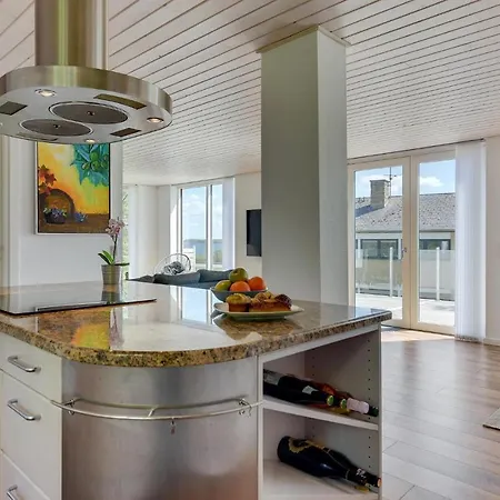 Holiday home Gorgeous In With Kitchen