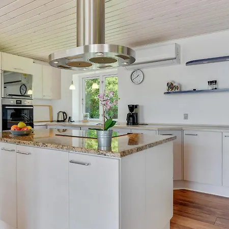 Feriehus Gorgeous In With Kitchen