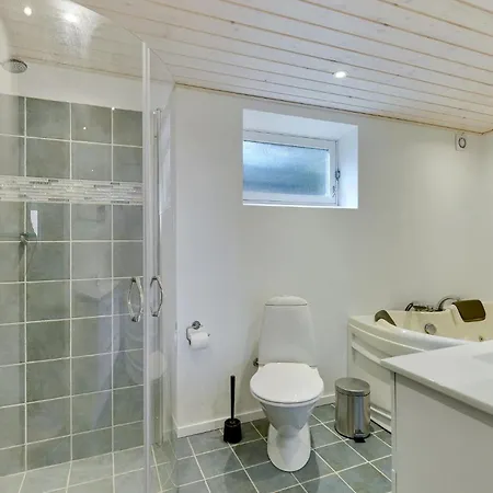 Holiday home Gorgeous In With Kitchen *
