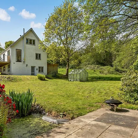 Holiday home Gorgeous In With Kitchen *