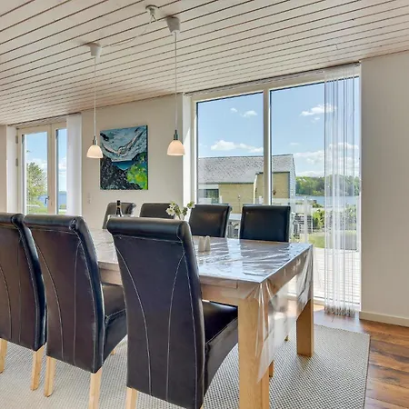 Gorgeous In With Kitchen * Kruså