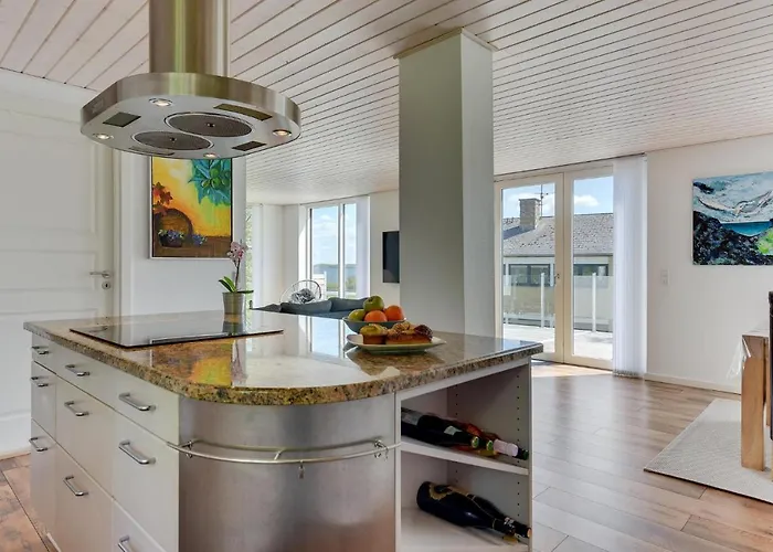 Дом отдыха Gorgeous In With Kitchen