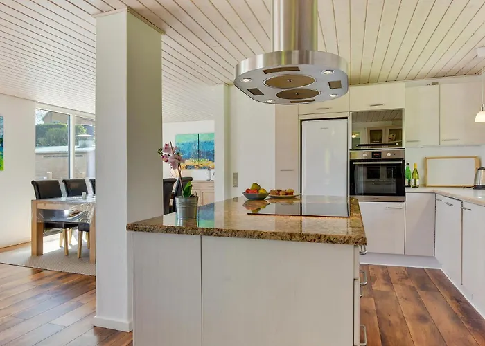 Gorgeous In With Kitchen Дом отдыха